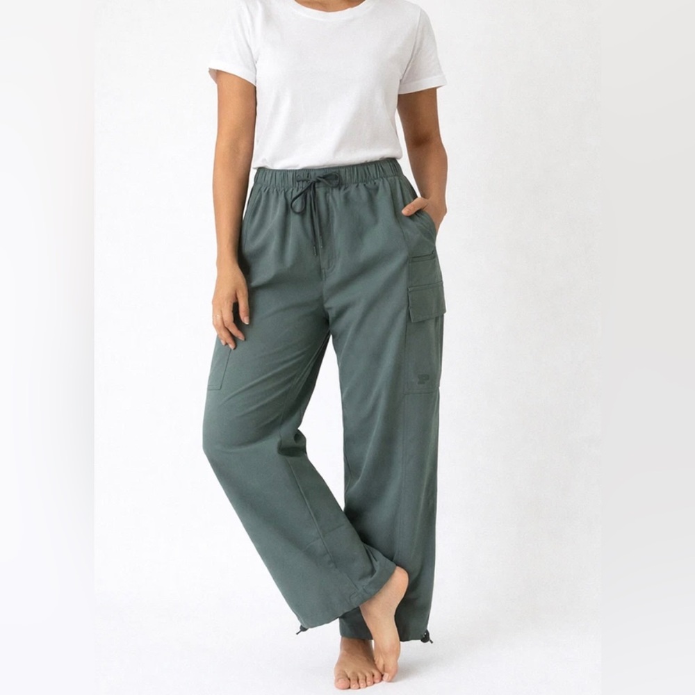 PINK Victoria's Secret green olive cargo pants XXL